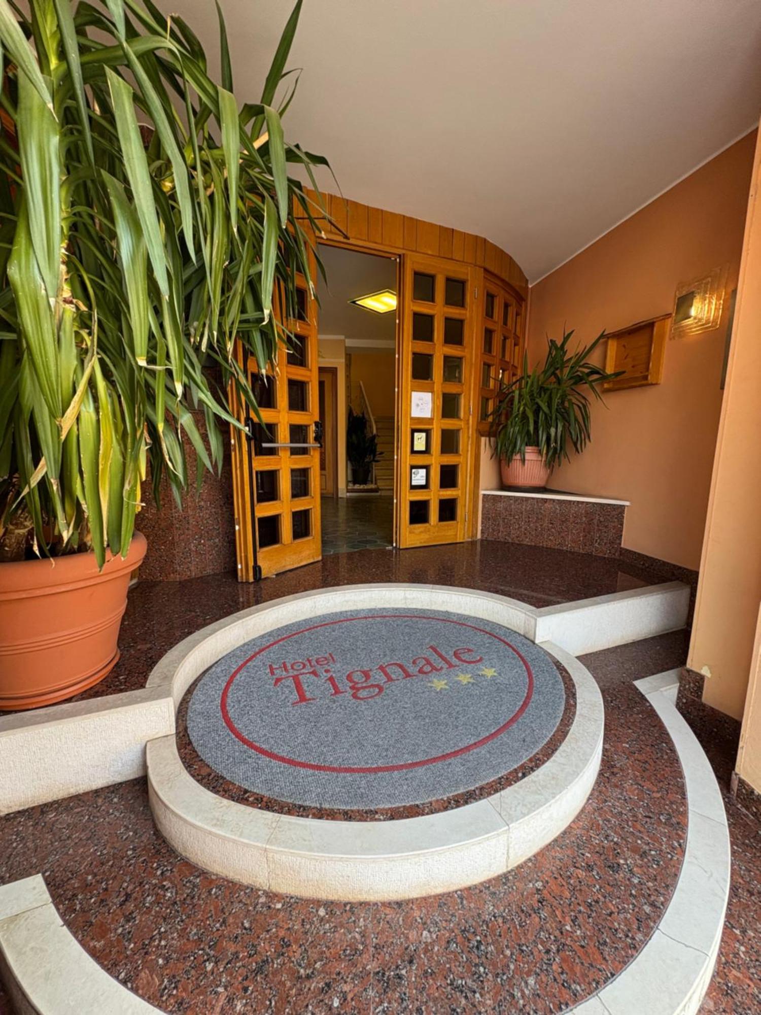 Garni Hotel Tignale Exterior photo