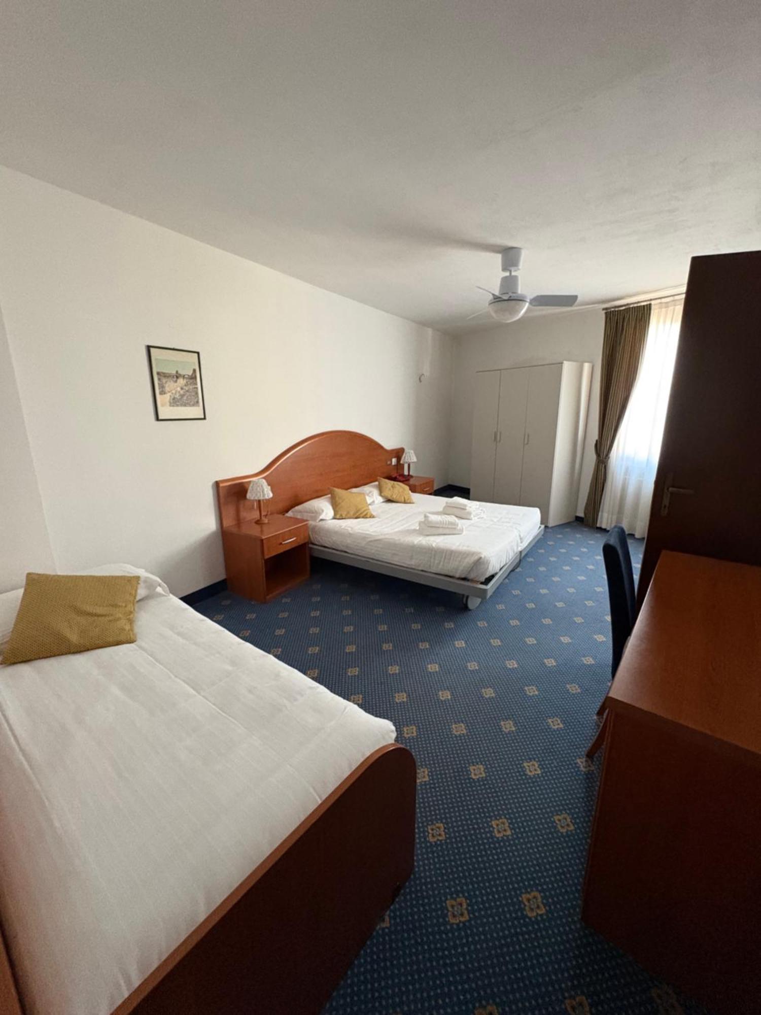 Garni Hotel Tignale Exterior photo