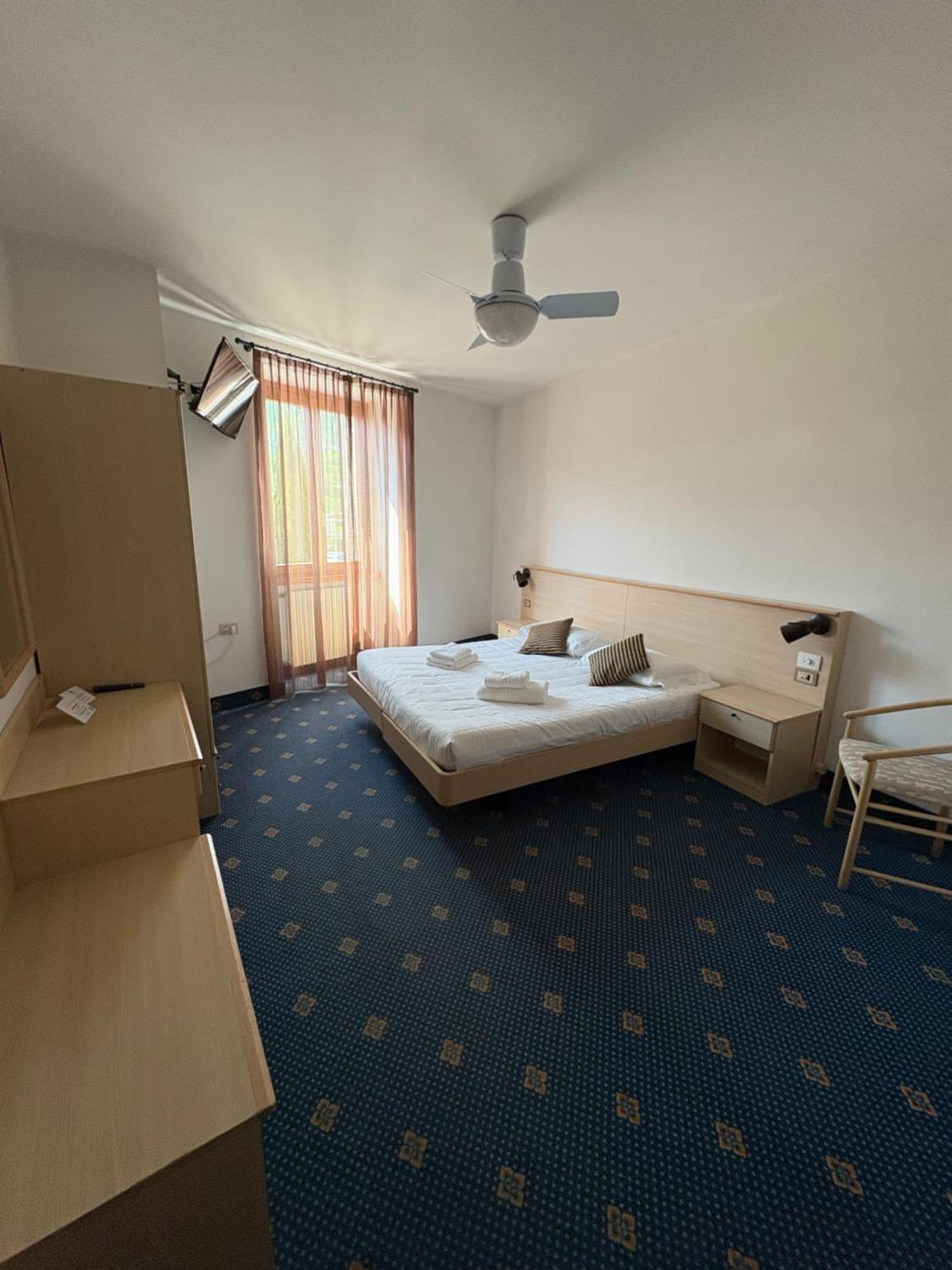 Garni Hotel Tignale Exterior photo